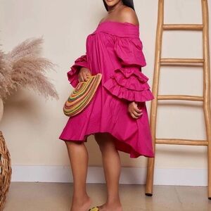 Beautiful down to earth Dinner 2 piece pants or Date Night pants comes in 2 col…